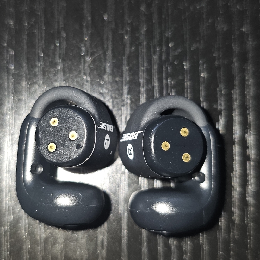 Bose Ultra Open Earbuds - Black - Picture 6 of 10